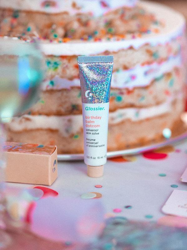 Glossier Бальзам для губ Dotcom - Birthday