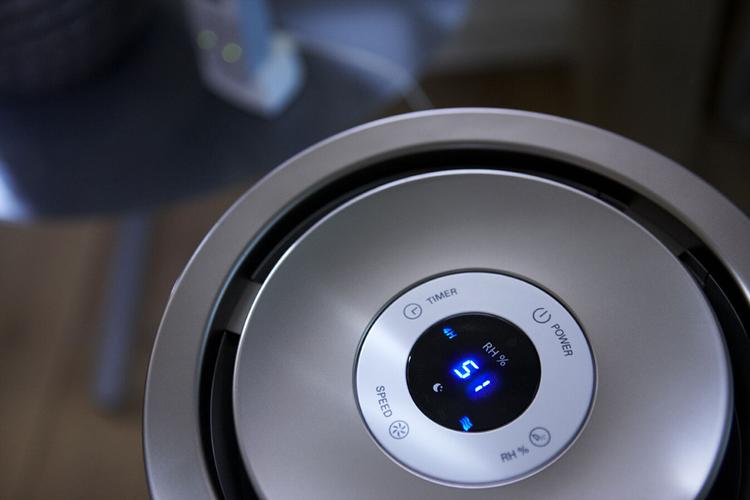 Увлажнитель воздуха  Philips HU4813/10, черный