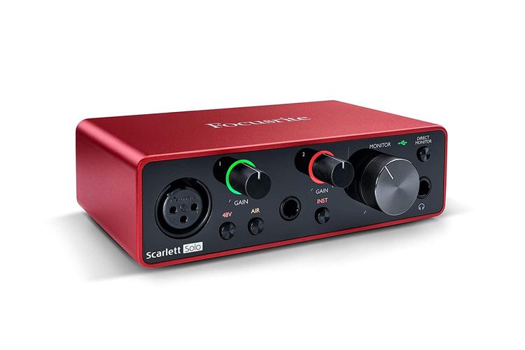 Домашняя студия Focusrite Scarlett Solo Studio 3rd Gen USB