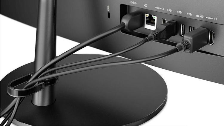 23.8" Моноблок Lenovo IdeaCentre V530-24ICB (10UW00D2RU), черный