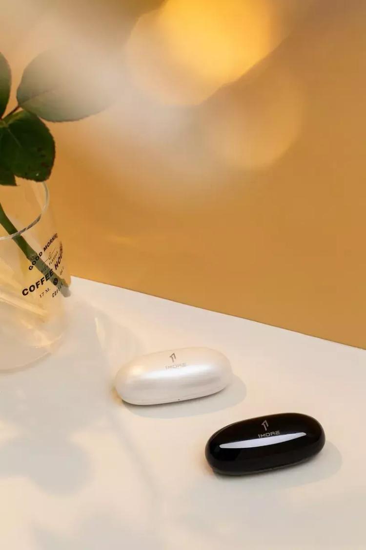 Наушники 1MORE Comfobuds TRUE Wireless Earbuds white